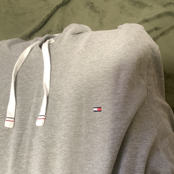 Tommy Hilfiger sleep wear hoodie - Picture 3 of 5